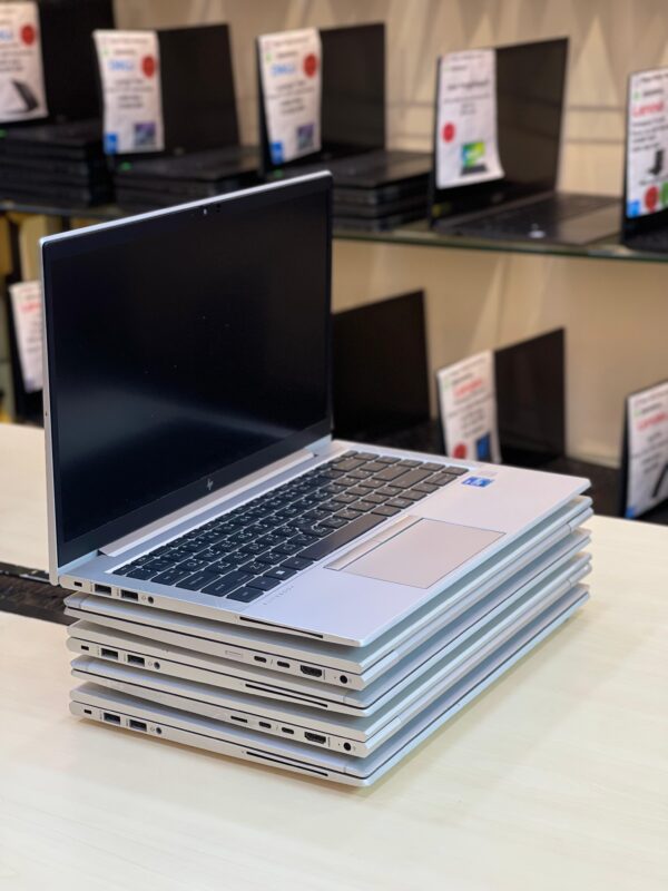 Right side view of HP EliteBook 840 G8 showing ports and slim body